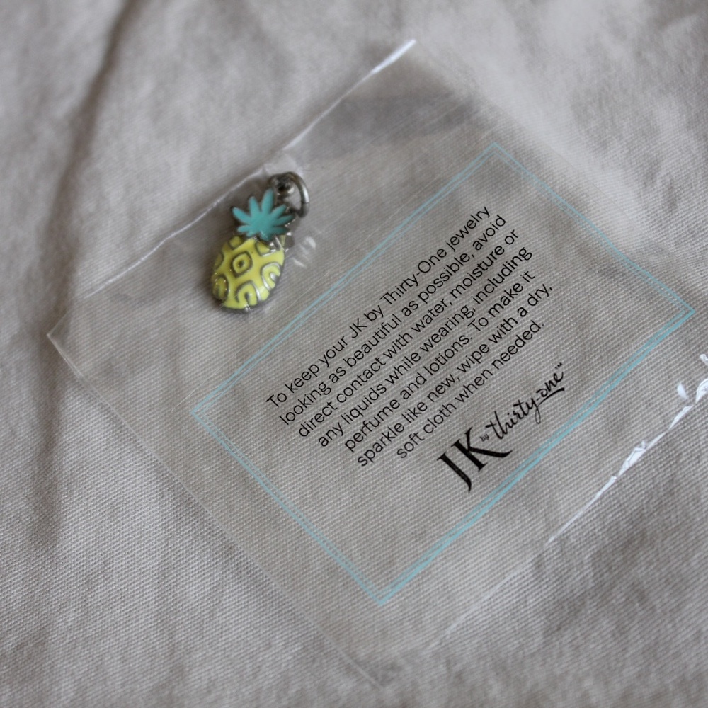 Pineapple Charm from Thirty-One